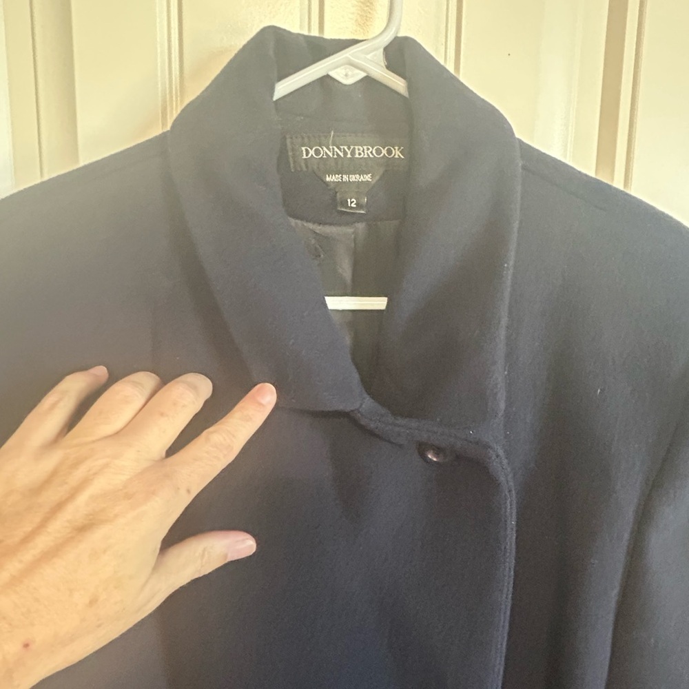 Donnybrook Vtg women’s wool long overcoat. Size 12 - Picture 2 of 12
